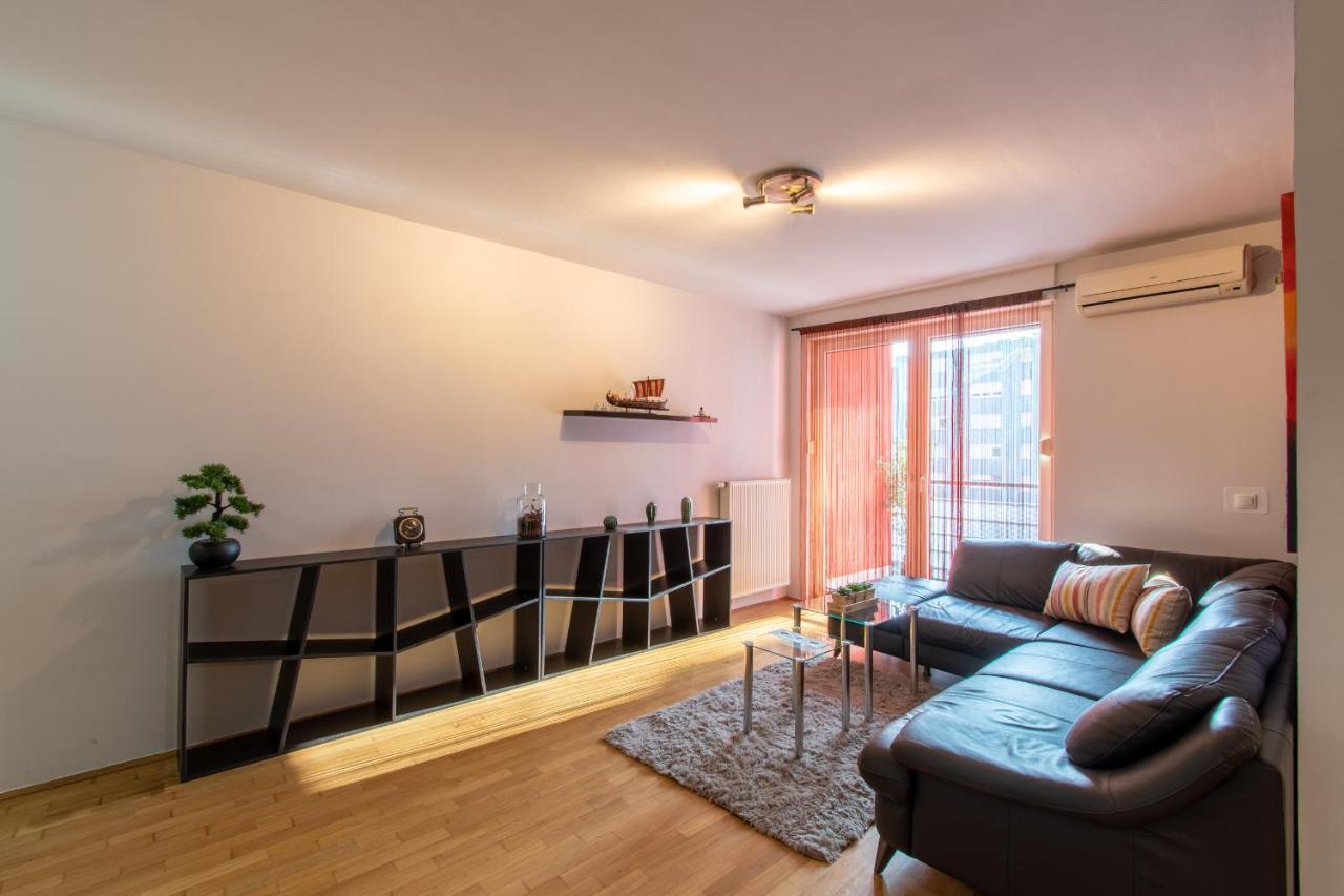 Apartmán Flexible Selfcheckins 31 - Zagreb - Garage - Loggia - New Exteriér fotografie